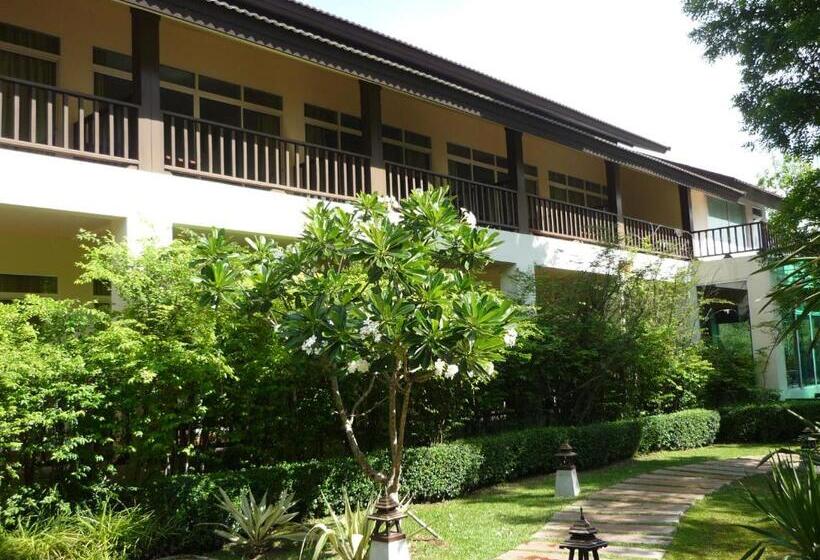 فندق The Riverkwai Bridge Resort