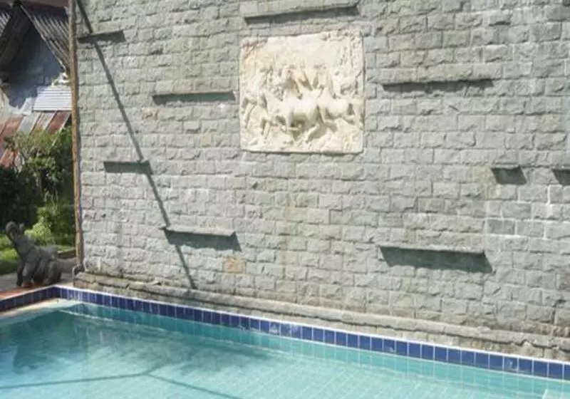 Hôtel R.t.