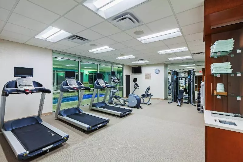 ホテル Springhill Suites By Marriott Tulsa At Tulsa Hills
