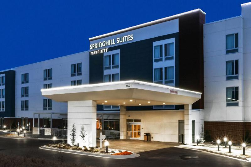 فندق Springhill Suites By Marriott Tulsa At Tulsa Hills
