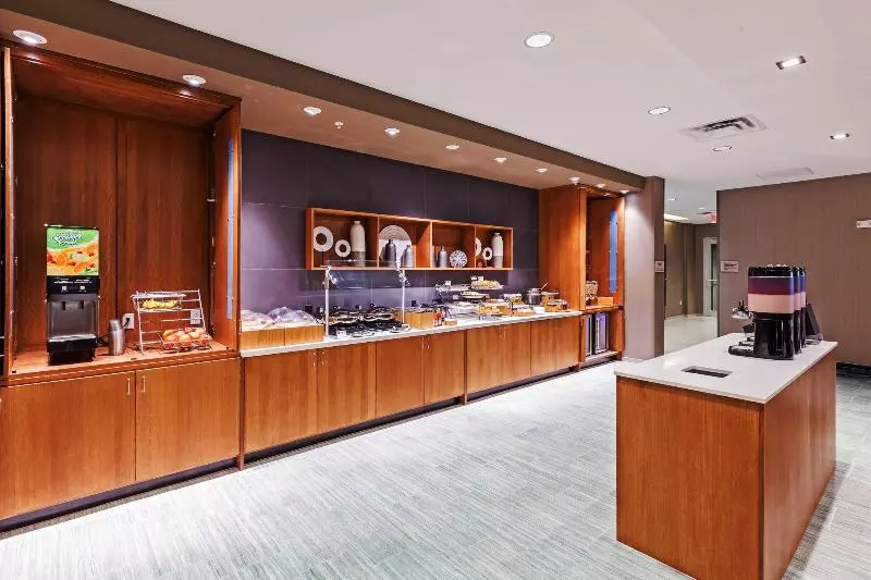 ホテル Springhill Suites By Marriott Tulsa At Tulsa Hills