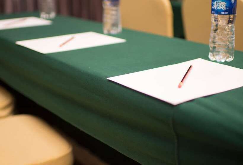 Отель Suzhou Sun Plaza