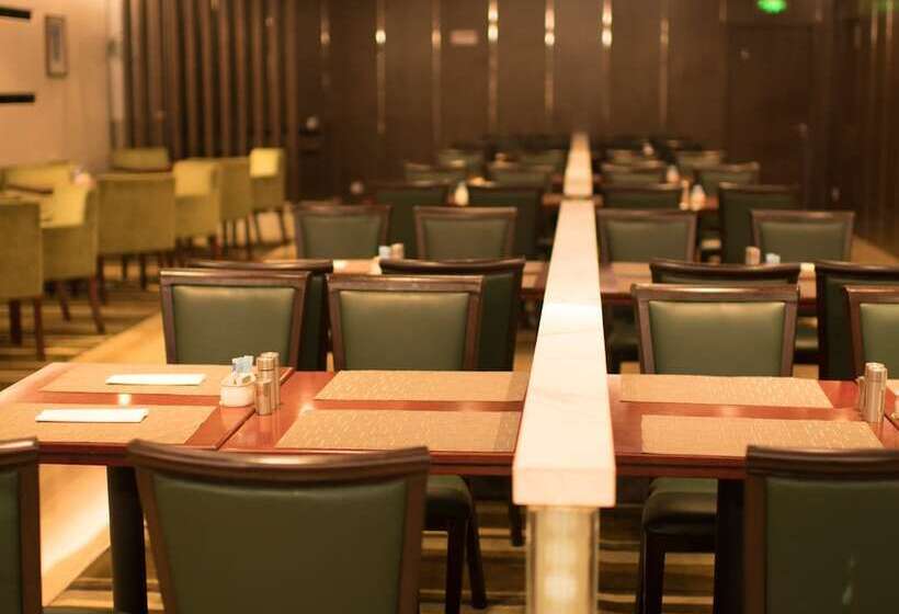 Отель Suzhou Sun Plaza