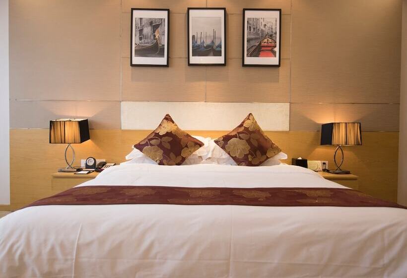 Отель Suzhou Sun Plaza