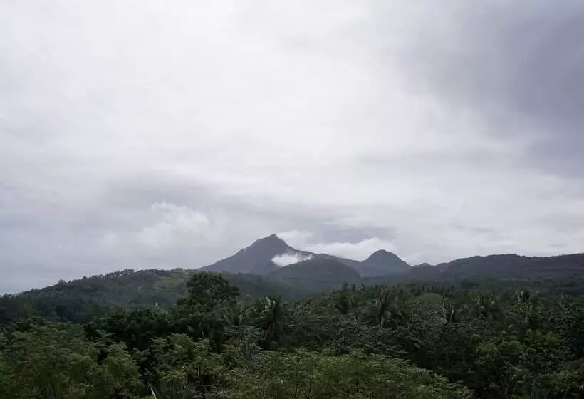 هتل Theview Camiguin