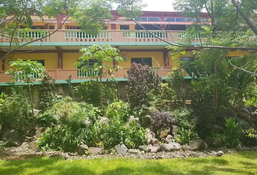 هتل Theview Camiguin