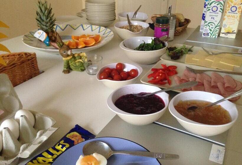 åhus B&b Och Vandrarhem