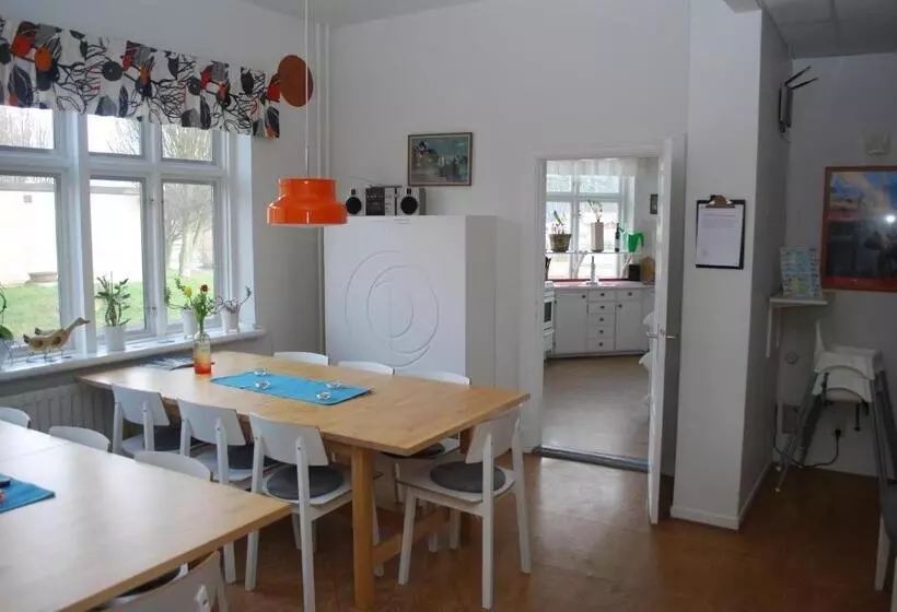 åhus B&b Och Vandrarhem