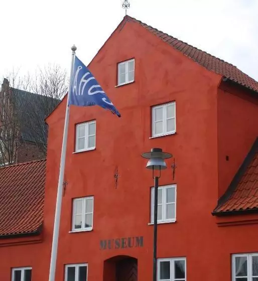 åhus B&b Och Vandrarhem