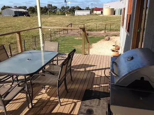 Redwing Shearer's Quarters