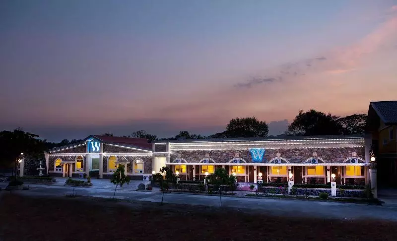 リゾートホテル Airport Hotel Clark