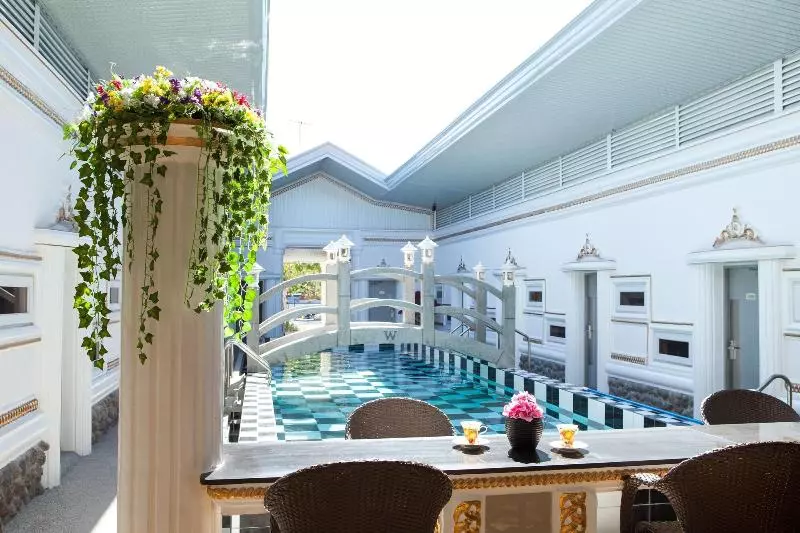 リゾートホテル Airport Hotel Clark