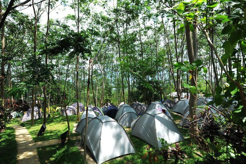 Royal Hotel And Outbound Trawas