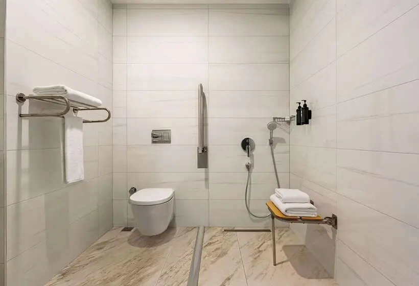 ホテル Ramada By Wyndham Istanbul Umraniye