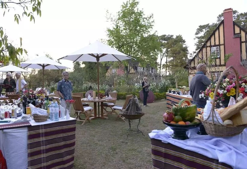 هتل Amara Mountain Resort