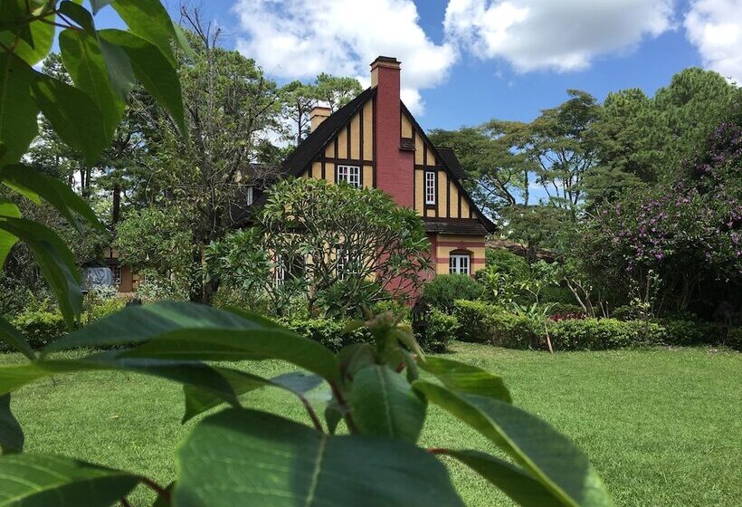 هتل Amara Mountain Resort