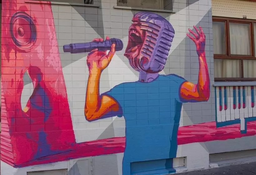 هتل Arts Gasteiz Centro