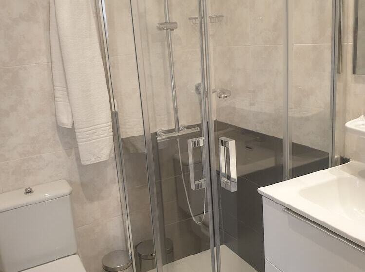 בית מלון כפרי Arts  Gasteiz Centro