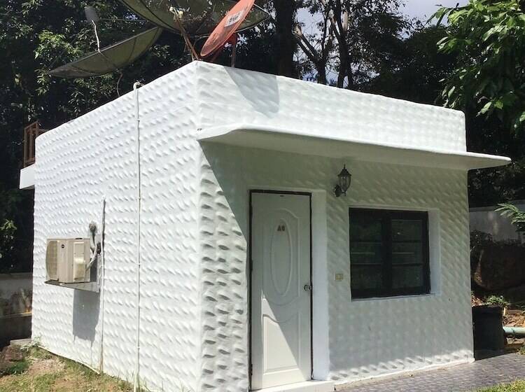 בית מלון כפרי Baan Aunrak Koh Chang