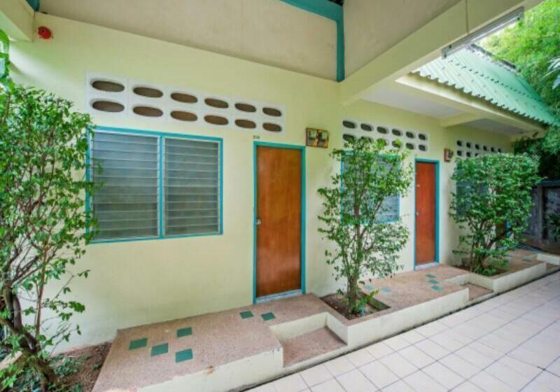 Szálloda Baantonsai Garden Resort