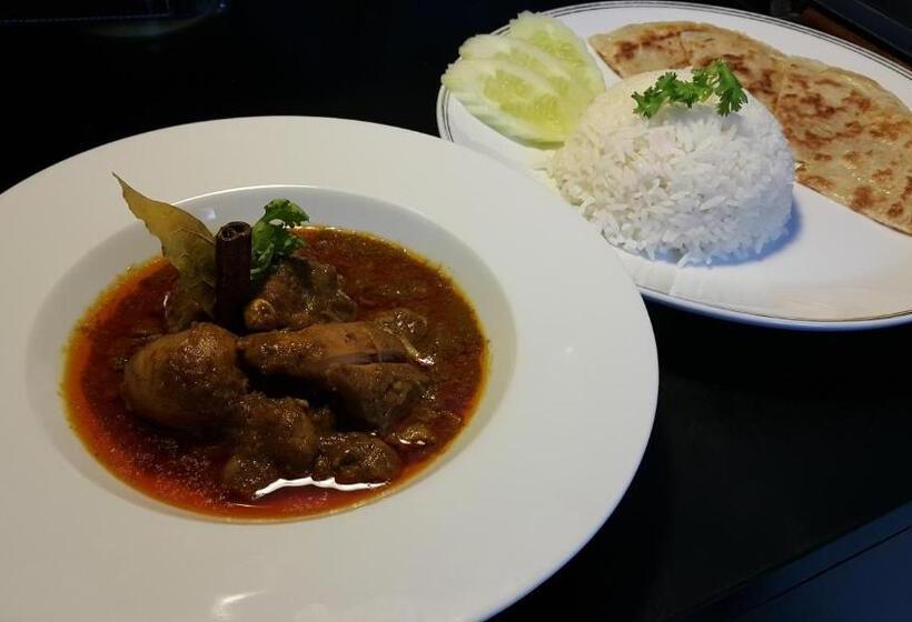 호텔 Chatchada House