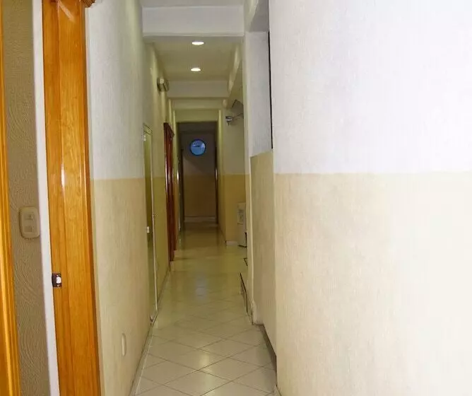 ホテル Ejecutivo Inn