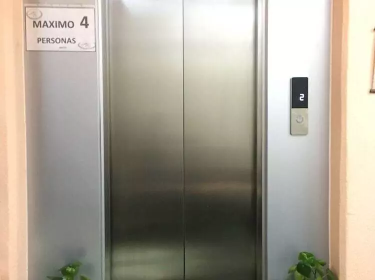 ホテル Ejecutivo Inn