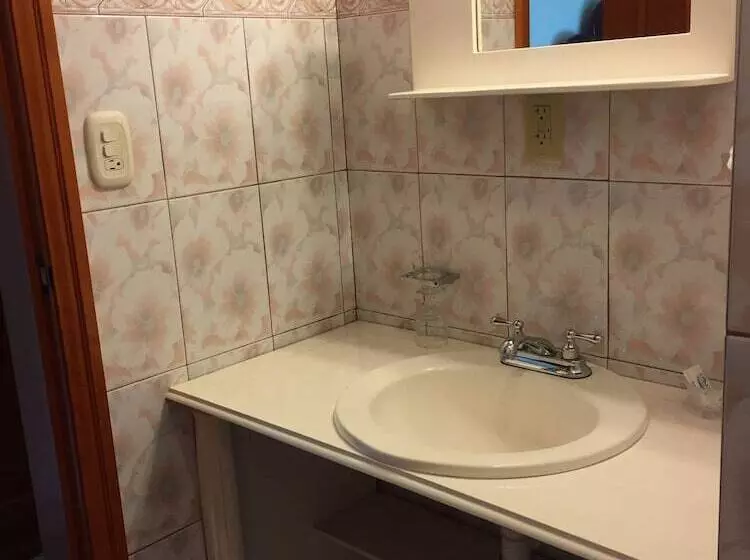 ホテル Ejecutivo Inn