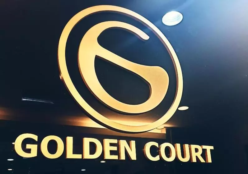 Golden Court Hotel   Sri Pelangi