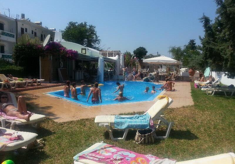 فندق Gorgona Studios