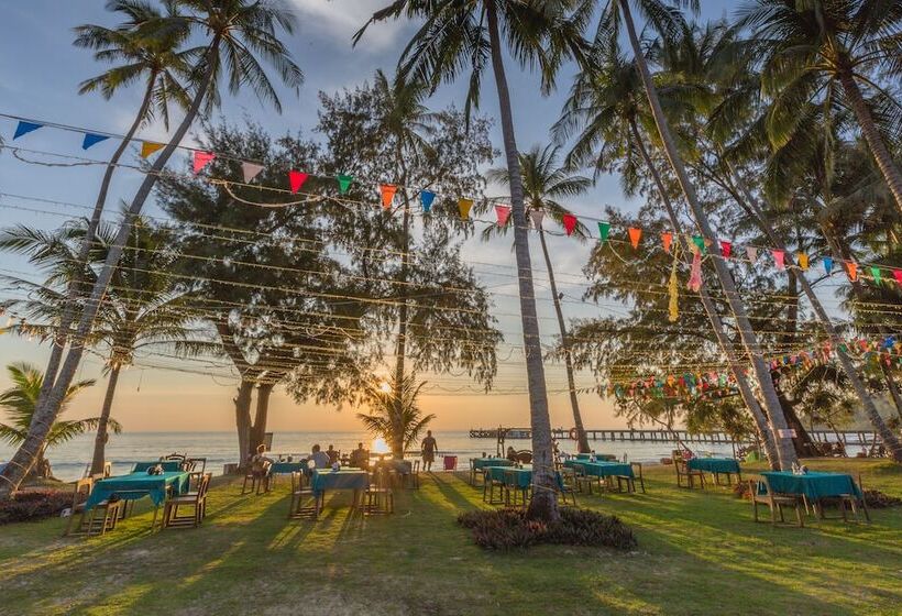 בית מלון כפרי Koh Kood Paradise Beach