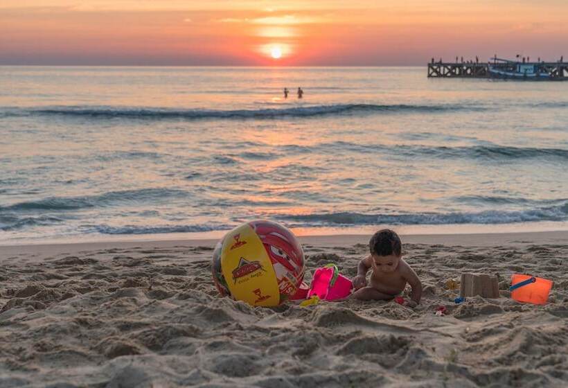 בית מלון כפרי Koh Kood Paradise Beach