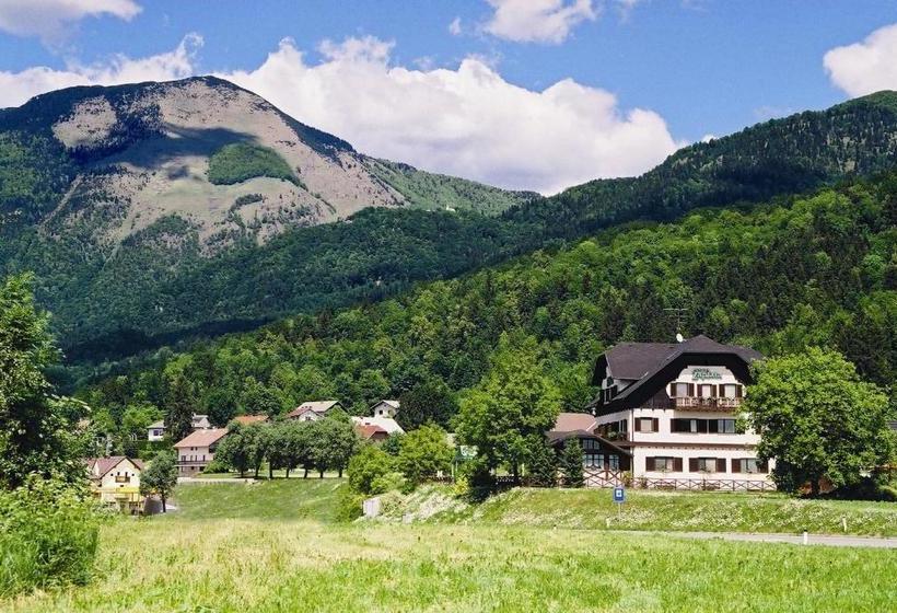 هتل Oskar Zaplata