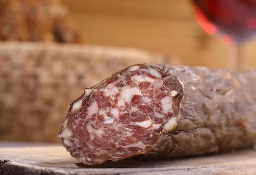 هتل Oskar Zaplata