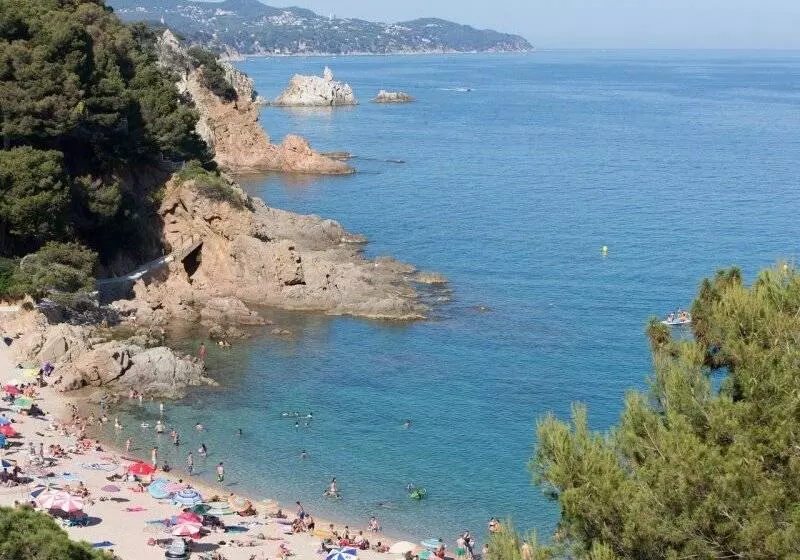 هتل Pierre & Vacances Blanes Playa