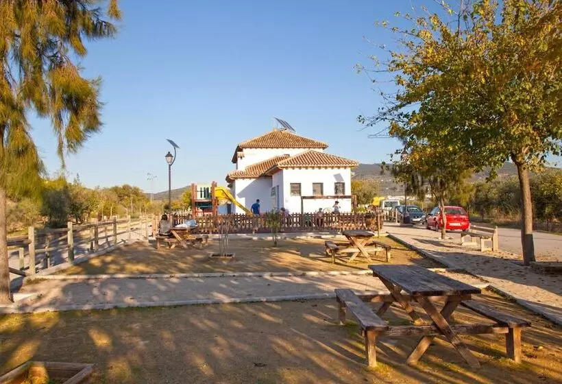 ホテル Puerta De La Sierra