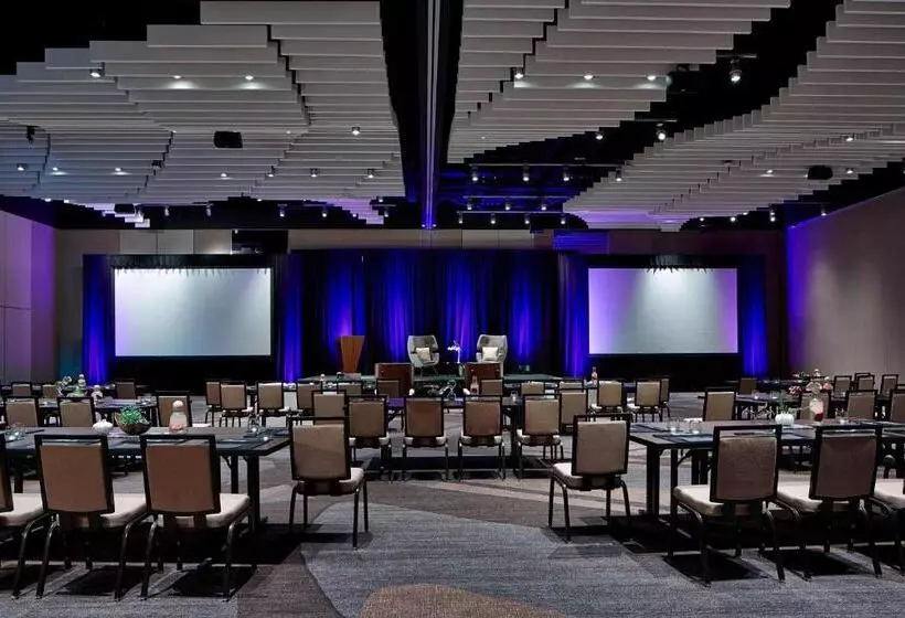 Hotelli Renaissance Dallas At Plano Legacy West