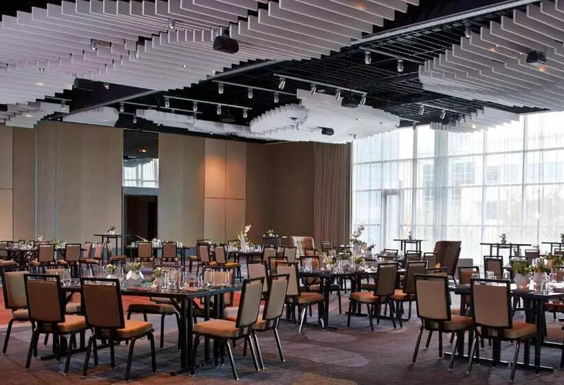 Hotelli Renaissance Dallas At Plano Legacy West