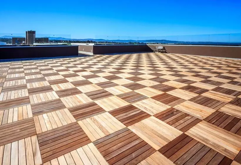 Hotelli Springhill Suites By Marriott The Dunes On Monterey Bay