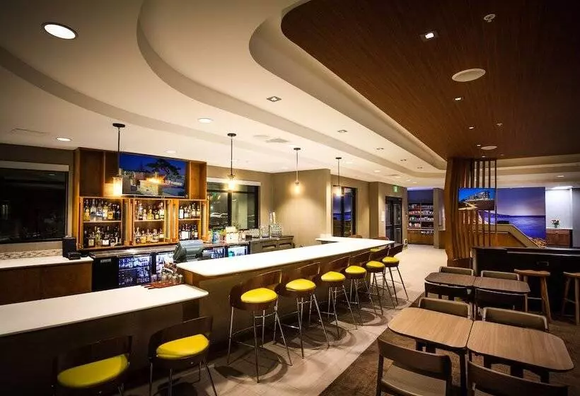 Hotelli Springhill Suites By Marriott The Dunes On Monterey Bay