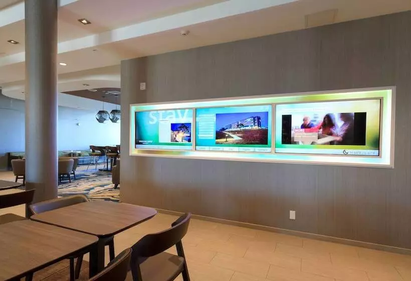 Hotelli Springhill Suites By Marriott The Dunes On Monterey Bay