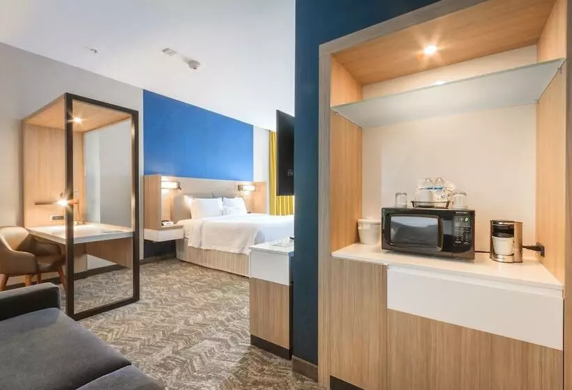 Hotelli Springhill Suites By Marriott The Dunes On Monterey Bay