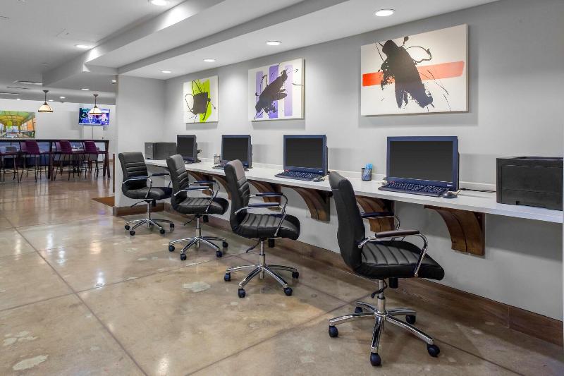 فندق Towneplace Suites By Marriott Dallas Downtown