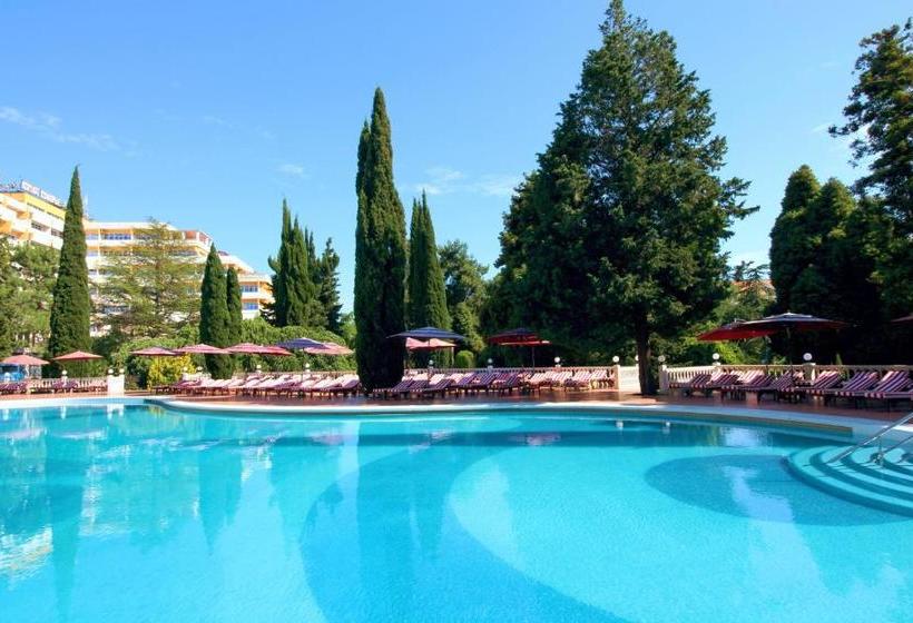 호텔 Uzhnoe Vzmorie Health Resort