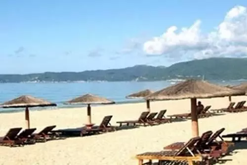 Hotelli Yelan Bay Resort