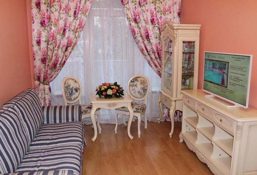 호텔 Uzhnoe Vzmorie Health Resort