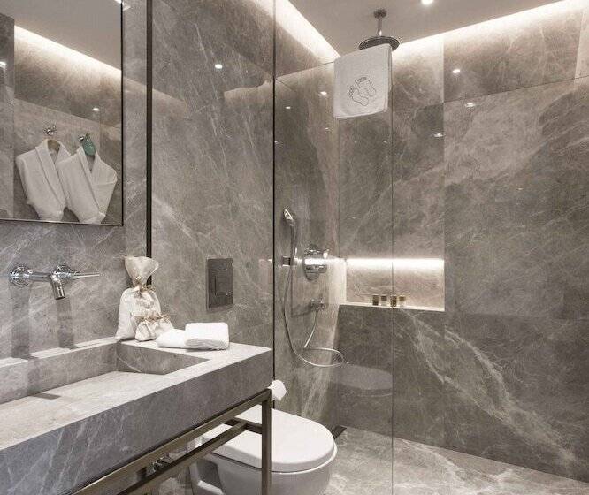 Noble22 Suites Special Category