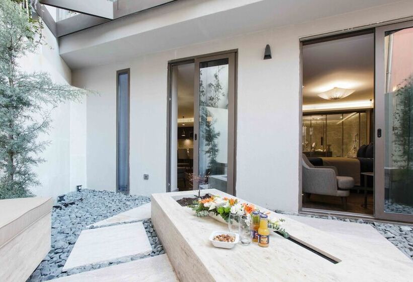 Noble22 Suites Special Category