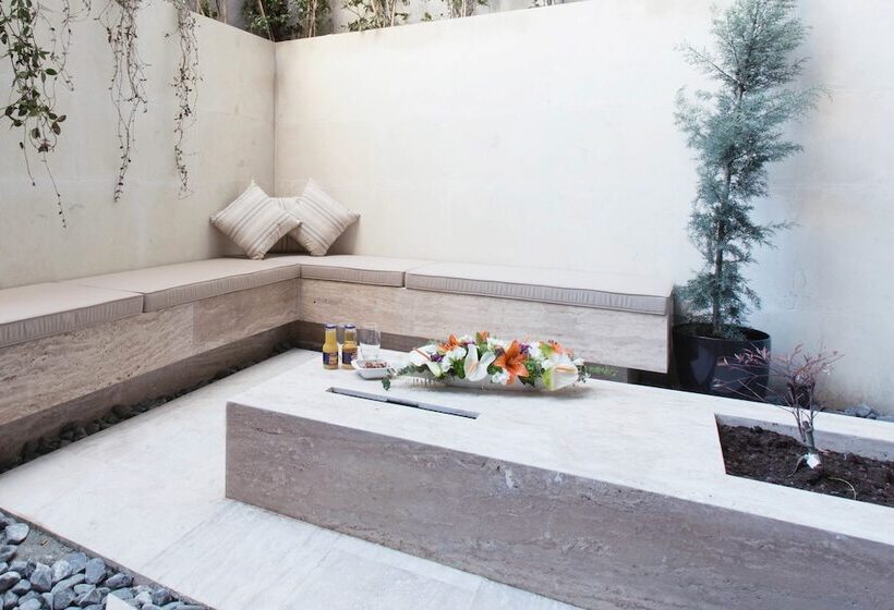 Noble22 Suites Special Category