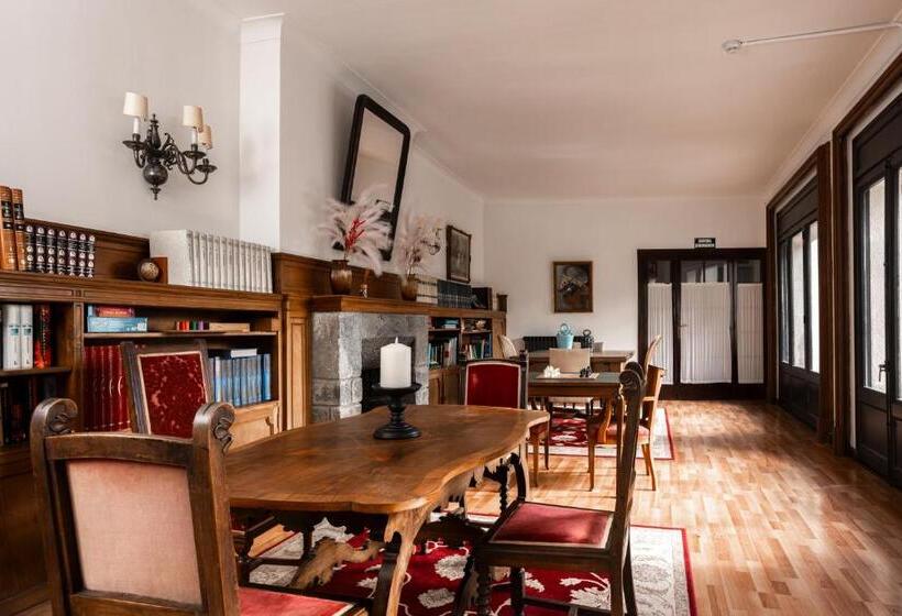 Pensão Angelats Hotel A Signature Boutique